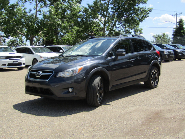 2014 Subaru XV Crosstrek LTD-NAV-SUNROOF *FINANCING AVAILABLE* in Cars & Trucks in Calgary - Image 2