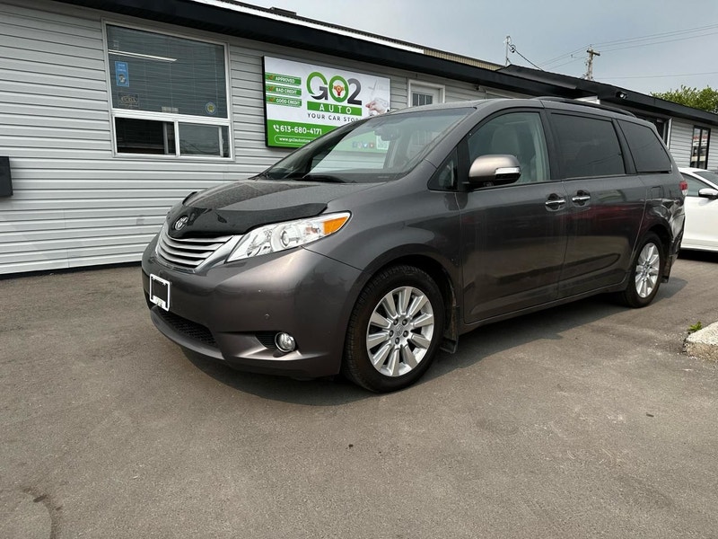 2014 Toyota Sienna LIMITED Cars & Trucks Ottawa Kijiji