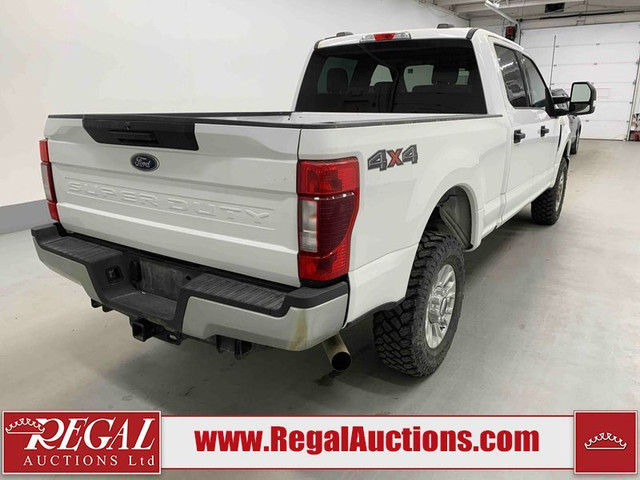 2022 FORD F-250 SD XLT in Cars & Trucks in Calgary - Image 4