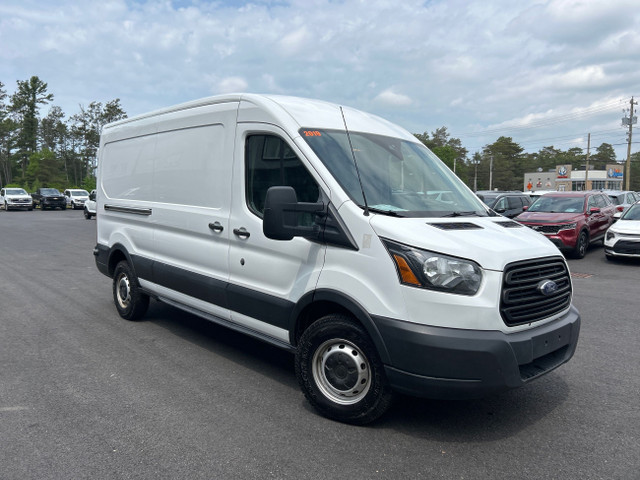 2019 Ford Transit-250 BACK UP CAM! CARFAX in Cars & Trucks in Annapolis Valley - Image 4