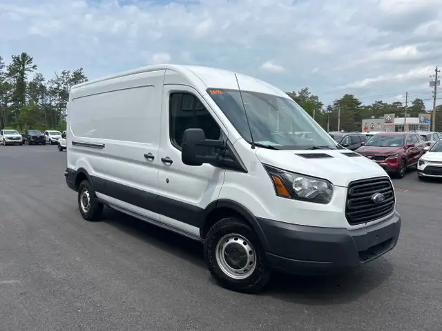 2019 Ford Transit-250 BACK UP CAM! CARFAX62937538250625123