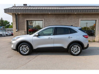 MANITOBA VEHICLE! - Panoramic Sunroof - Remote Start - Apple CarPlay & Android Auto - Backup Camera... (image 2)