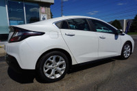 SAFETY INCLUDED CHEVROLET SERVICE RECORDS FREE ACCIDENT LOCAL ONTARIO CAR Very Clean Chevrolet Volt... (image 6)