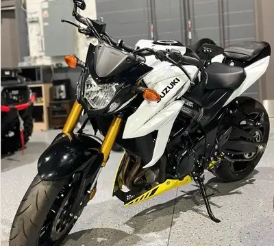 ✅2022 GSXS-750 ONLY $81B/W OAC!! ✅Concerned about approval? Our team of finance managers are experts...