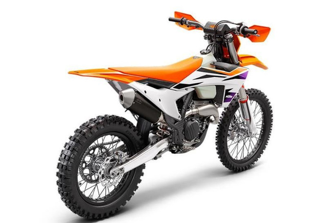 2024 KTM 250 XC-F in Dirt Bikes & Motocross in Laval / North Shore - Image 2