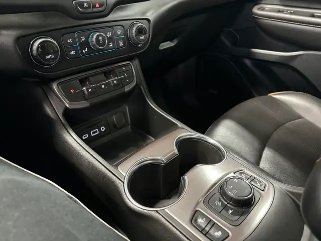 2022 GMC Terrain AT4 AWD|NAV|BOSE|PANOROOF|LEATHER|ALLOYS|+++ dans Autos et camions dans Ville de Toronto - Image 20