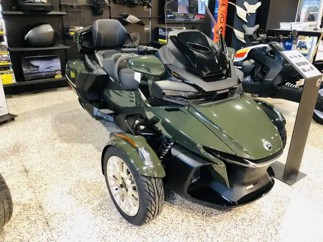 2023 Can-Am Spyder SE6 RT S-T-S in Street, Cruisers & Choppers in Ottawa - Image 4