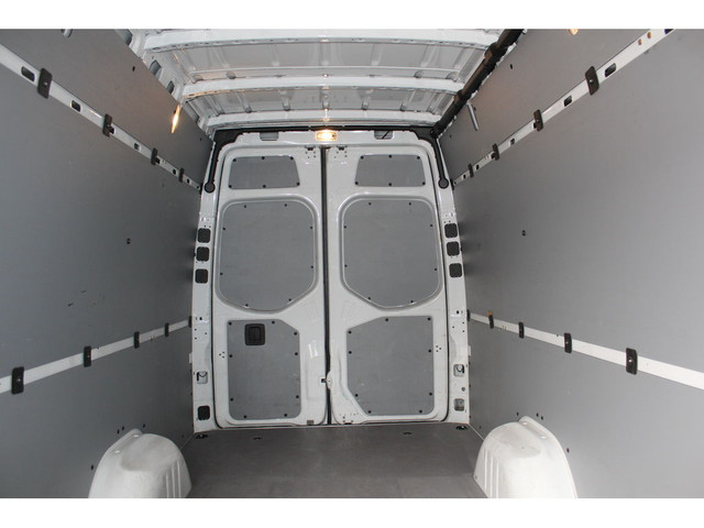 2022 Mercedes-Benz Sprinter Cargo Van 170\" - HIGH ROOF - DIESEL in Cars & Trucks in City of Toronto - Image 2