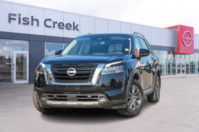 2024 Nissan Pathfinder SV 4x4 | Heated Seats | Heated Steering in Cars & Trucks in Calgary