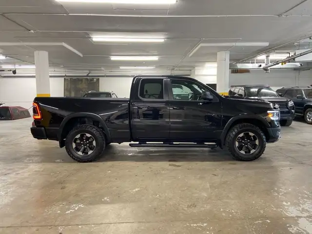 2019 Ram 1500 Rebel 4x4 Quad Cab 6'4 Box dans Autos et camions dans Calgary - Image 5
