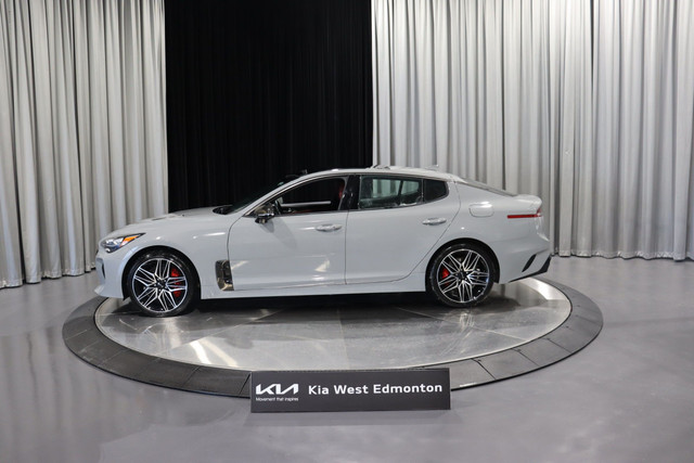 2023 Kia Stinger GT Elite w/Red Interior AWD / 3.3L TWIN TURB... in Cars & Trucks in Edmonton - Image 4