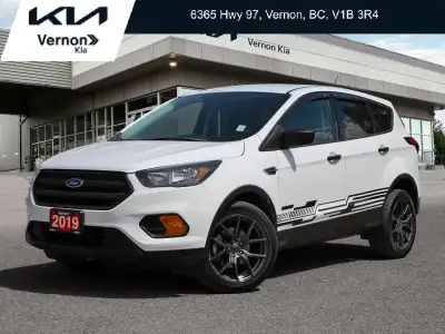 SYNC, Remote Keyless Entry, Cruise Control, Steering Wheel Controlled Audio, Streaming Audio! Compar...