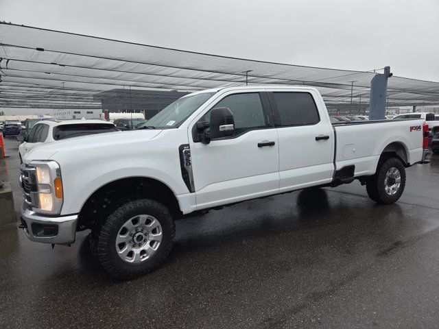 2023 Ford Super Duty F-350 SRW XLT | 7.3L | CREW CAB | LONG BOX in Cars & Trucks in Calgary - Image 3