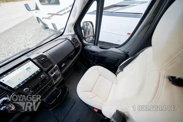 2025 Winnebago Travato 59K in RVs & Motorhomes in Kelowna - Image 32