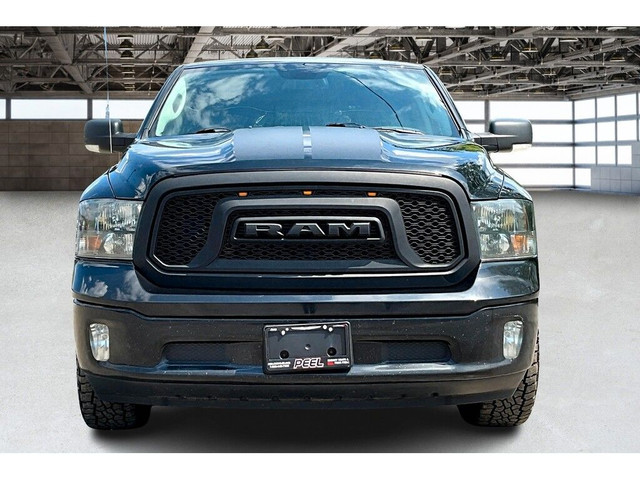 2019 Ram 1500 Classic SLT Black Appearance | Heated Bucket Seats in Cars & Trucks in Mississauga / Peel Region - Image 3