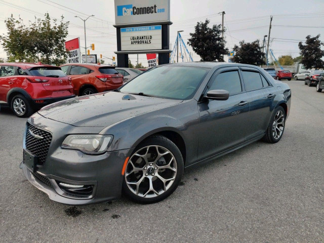 2018 Chrysler 300 S in Cars & Trucks in Ottawa - Image 2