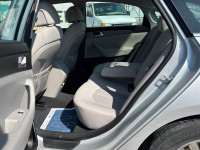 2015 HYUNDAI SONATA SE EDITION LOW KM BACK UP CAM HEATED SEATS CERTIFICATION INCLUDED !!!!! 3 MONTH... (image 8)