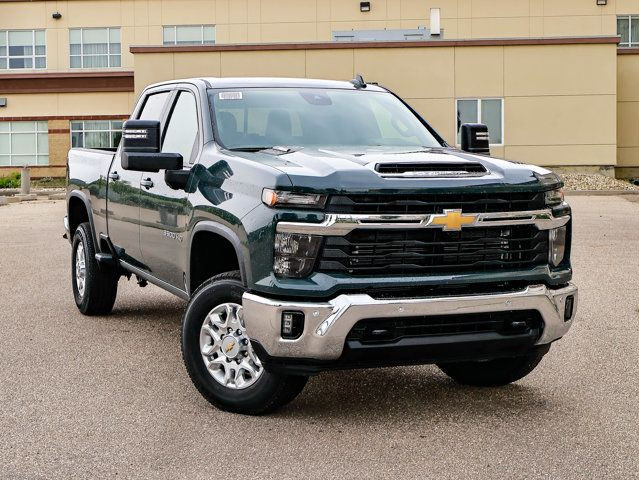 2025 Chevrolet Silverado 3500HD LT in Cars & Trucks in Strathcona County - Image 2