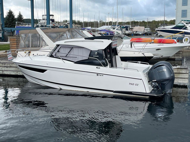 2022 Parker Poland 750 Cabin Cruiser in Powerboats & Motorboats in Muskoka - Image 2