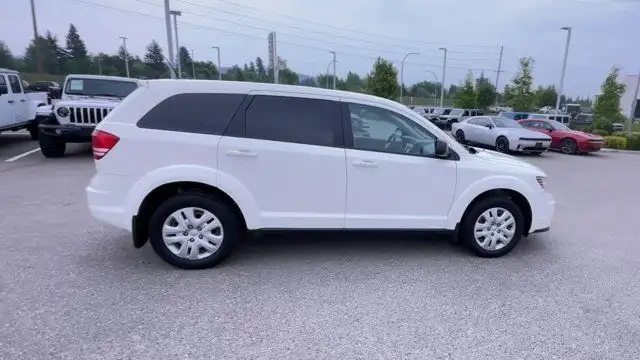 2018 Dodge Journey Canada Value Pkg | Front Wheel Drive in Cars & Trucks in Prince George - Image 11