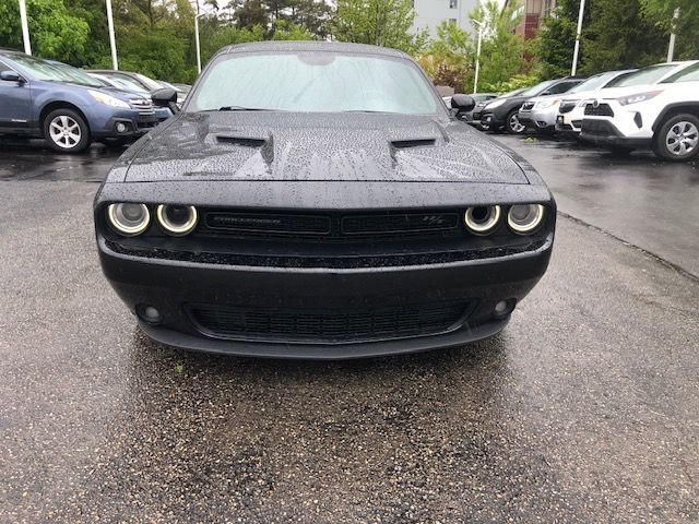 2016 Dodge Challenger R/T super track pack, 6 speed manual very  in Cars & Trucks in Cambridge - Image 2