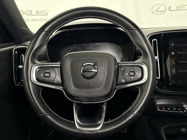 2021 Volvo XC40 T5 R-DESIGN in Cars & Trucks in Edmonton - Image 2