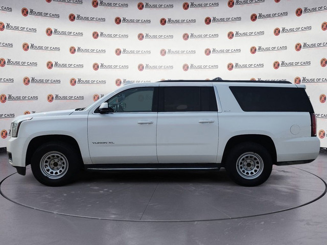 2017 GMC Yukon XL 4WD 4dr SLE in Cars & Trucks in Calgary - Image 2
