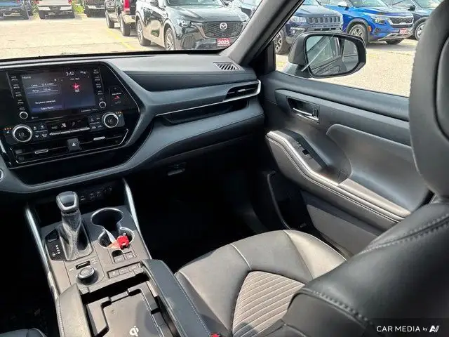 2022 Toyota Highlander XSE dans Autos et camions dans Brantford - Image 31