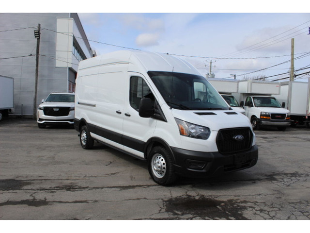  2022 Ford Transit Cargo Van T-250 TOIT HAUT ** AWD ** 148WB 51. in Cars & Trucks in Laval / North Shore - Image 3