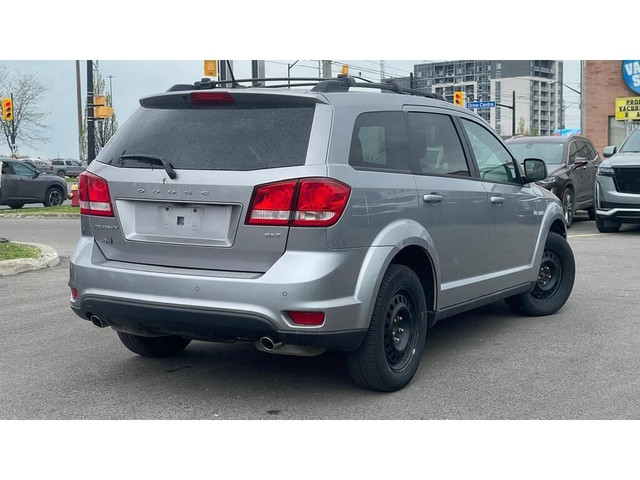2015 Dodge Journey SXT in Cars & Trucks in Oakville / Halton Region - Image 2