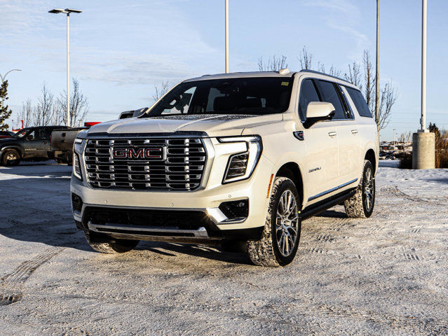 2025 GMC Yukon XL Denali in Cars & Trucks in Strathcona County - Image 4