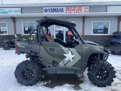 This was the Limited edition top of the line in its year, great unit ready for the river and trails....