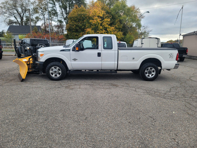 2013 Ford F-250 4WD Diesel With Brand New Plow in Cars & Trucks in Oshawa / Durham Region - Image 2