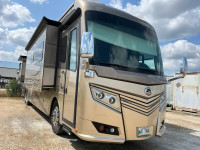 2014 Monaco Dynasty 44PDQ