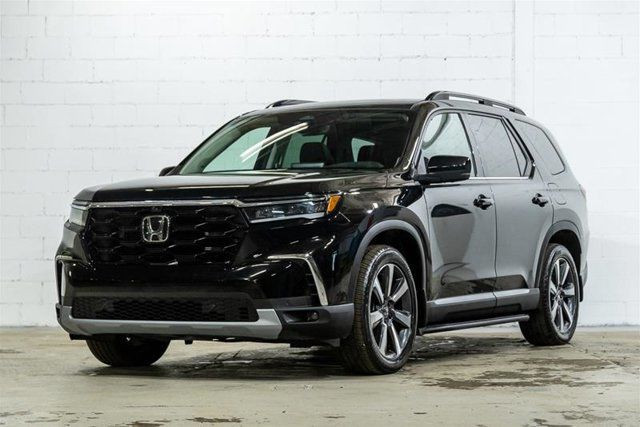 2023 Honda Pilot Touring AWD | Premium | Accès Confort in Cars & Trucks in City of Montréal - Image 2