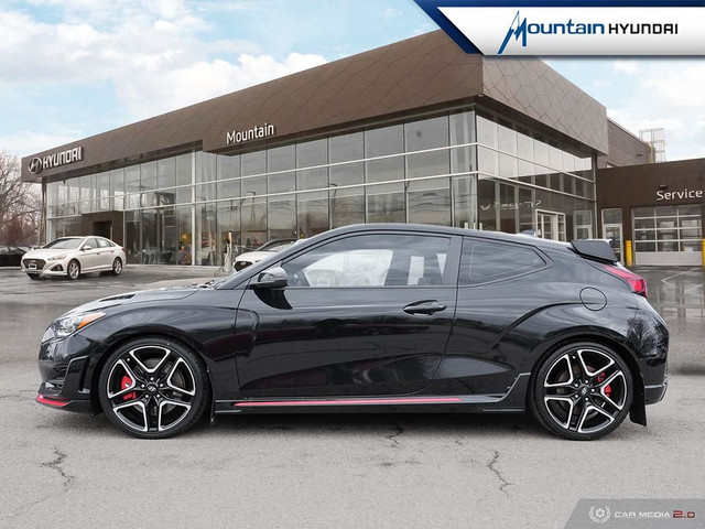 2021 Hyundai Veloster N DCT at in Cars & Trucks in Hamilton - Image 3