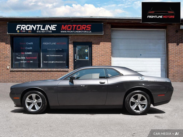 2015 Dodge Challenger 2dr Cpe SXT *Ultra Low Km* in Cars & Trucks in City of Toronto - Image 3