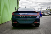 This 2022 Hyundai Sonata is for sale today. This sedan has 90,165 kms. It's blue in colour . It has... (image 4)