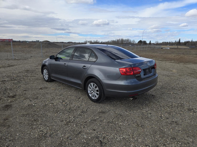 2013 Volkswagen Jetta in Cars & Trucks in Edmonton - Image 3