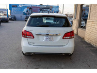 ALL WHEEL DRIVE HATCHBACK, CLEAN CARFAX! - 2.0L Engine - AWD - Automatic Transmission - Heated Seats... (image 6)