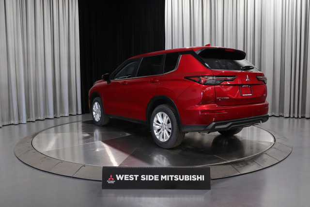 2025 Mitsubishi Outlander ES in Cars & Trucks in Edmonton - Image 4