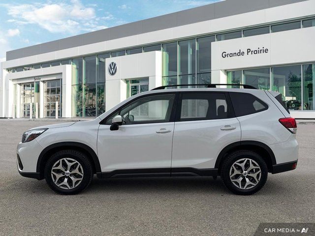 2021 Subaru Forester Touring in Cars & Trucks in Grande Prairie - Image 2