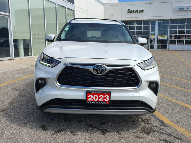 2023 Toyota Highlander Limited AWD | Leather | Sunroof | Alloys in Cars & Trucks in City of Toronto - Image 3