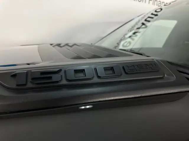 2022 RAM 1500 Sport SPORT/4WD/CREW/22" WHEELS/BLACK/OFF 1 OWN... in Cars & Trucks in Belleville - Image 8