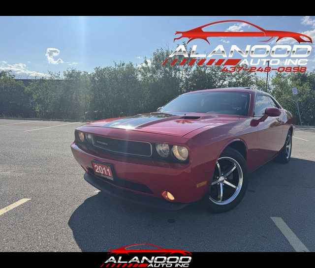 2011 Dodge Challenger SE 2dr Coupe Automatic in Cars & Trucks in Hamilton