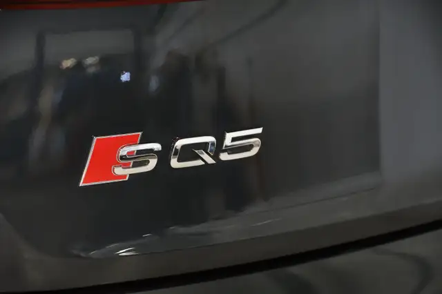 2020 Audi SQ5 Progressiv / Black optics / Carbon / Int. Rouge/ C in Cars & Trucks in Longueuil / South Shore - Image 9