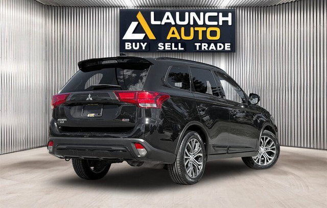 2020 Mitsubishi Outlander Limited Edition in Cars & Trucks in Edmonton - Image 4
