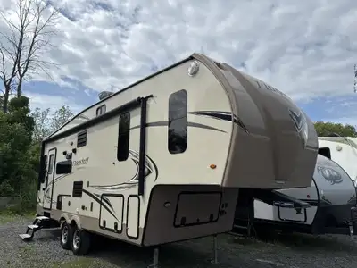 . 2019 Forest River FLAGSTAFF FOR SALE 2019 Flagstaff Super Lite 524RLBS Spacious. Comfortable. Buil...