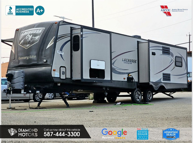 2015 Forest River Lacrosse Towable Luxury Lite Touring Edition in Cars & Trucks in Edmonton