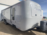 2012 KEYSTONE VANTAGE 29RLS